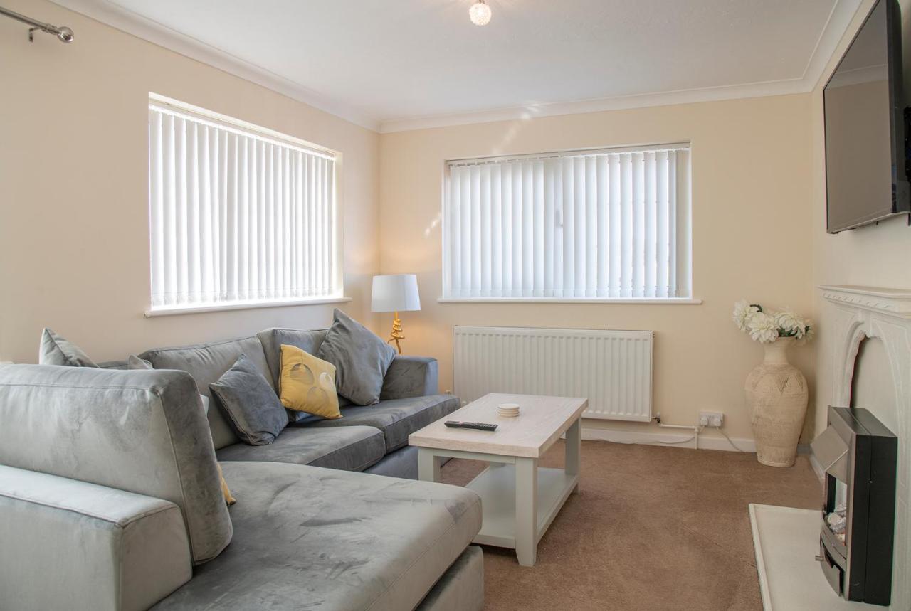 The Oaks Villa Prestatyn Exterior photo