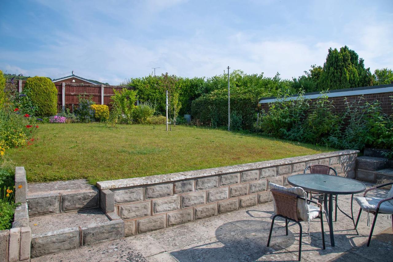 The Oaks Villa Prestatyn Exterior photo